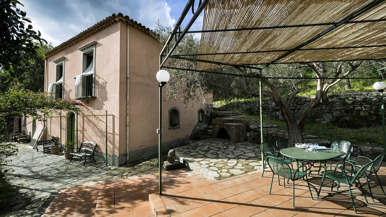 Photo of Outdoor in Mitogio
