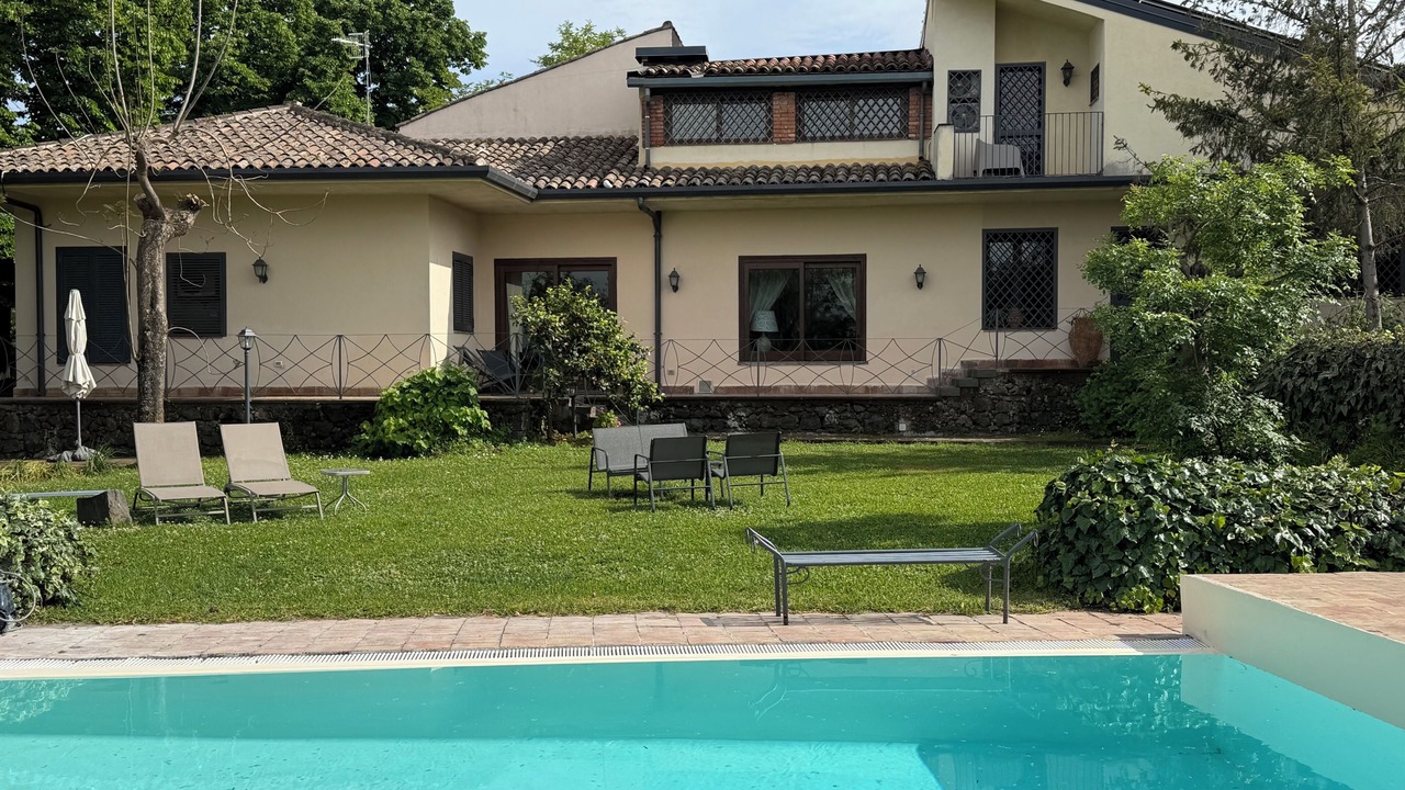 Photo of Outdoor in Linera