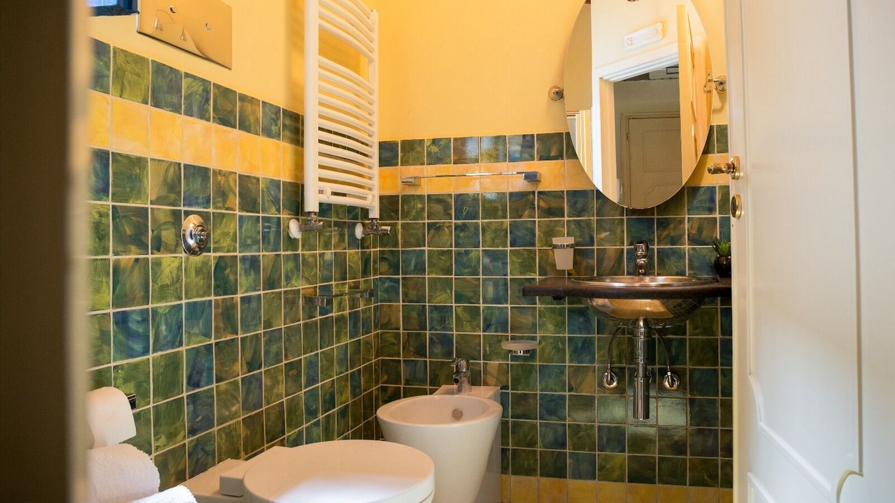 Photo of Bathroom in Mondello