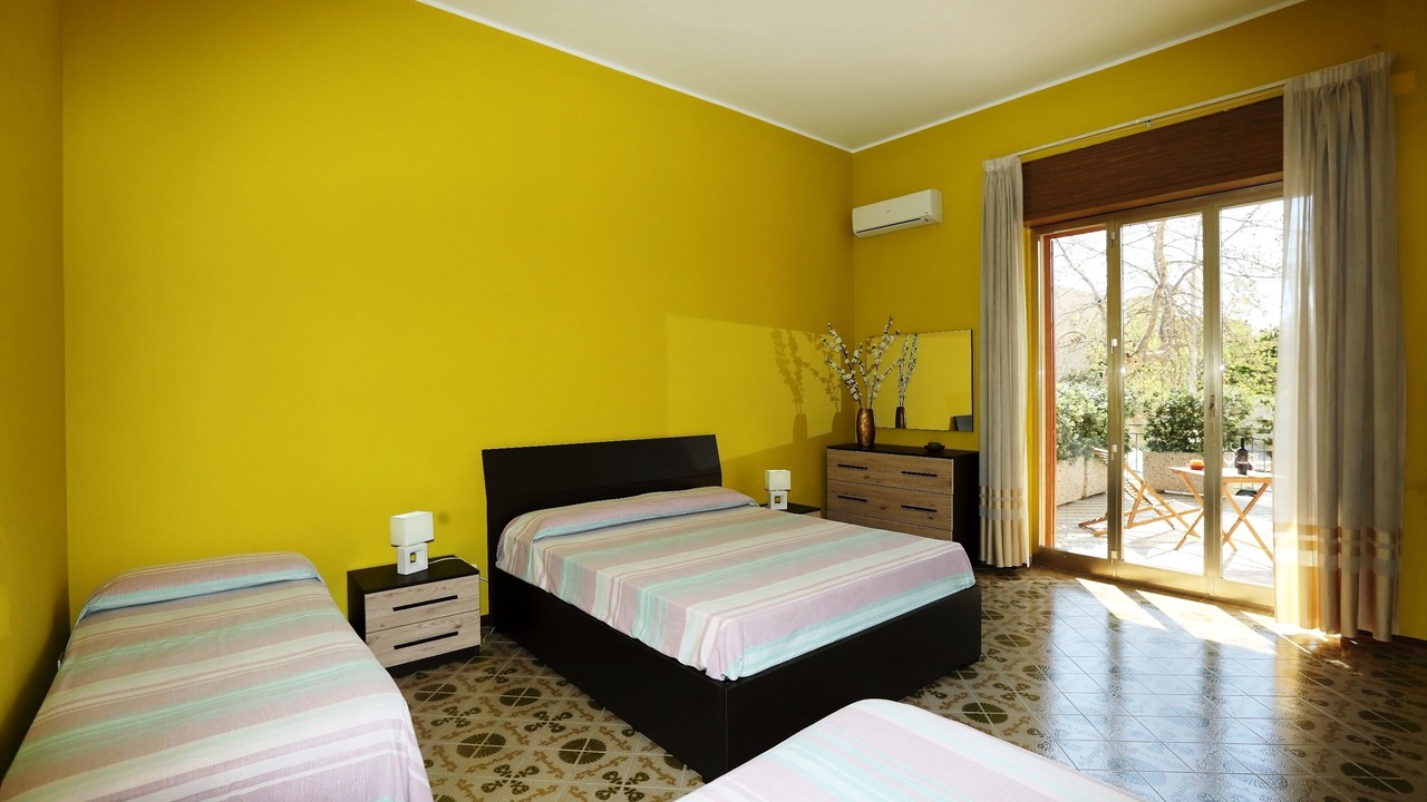 Photo of Bedroom in Avola