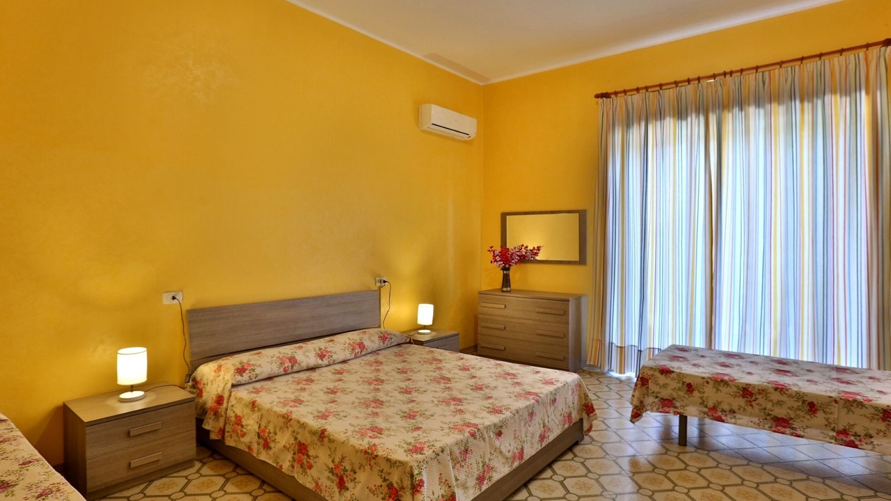 Photo of Bedroom in Avola
