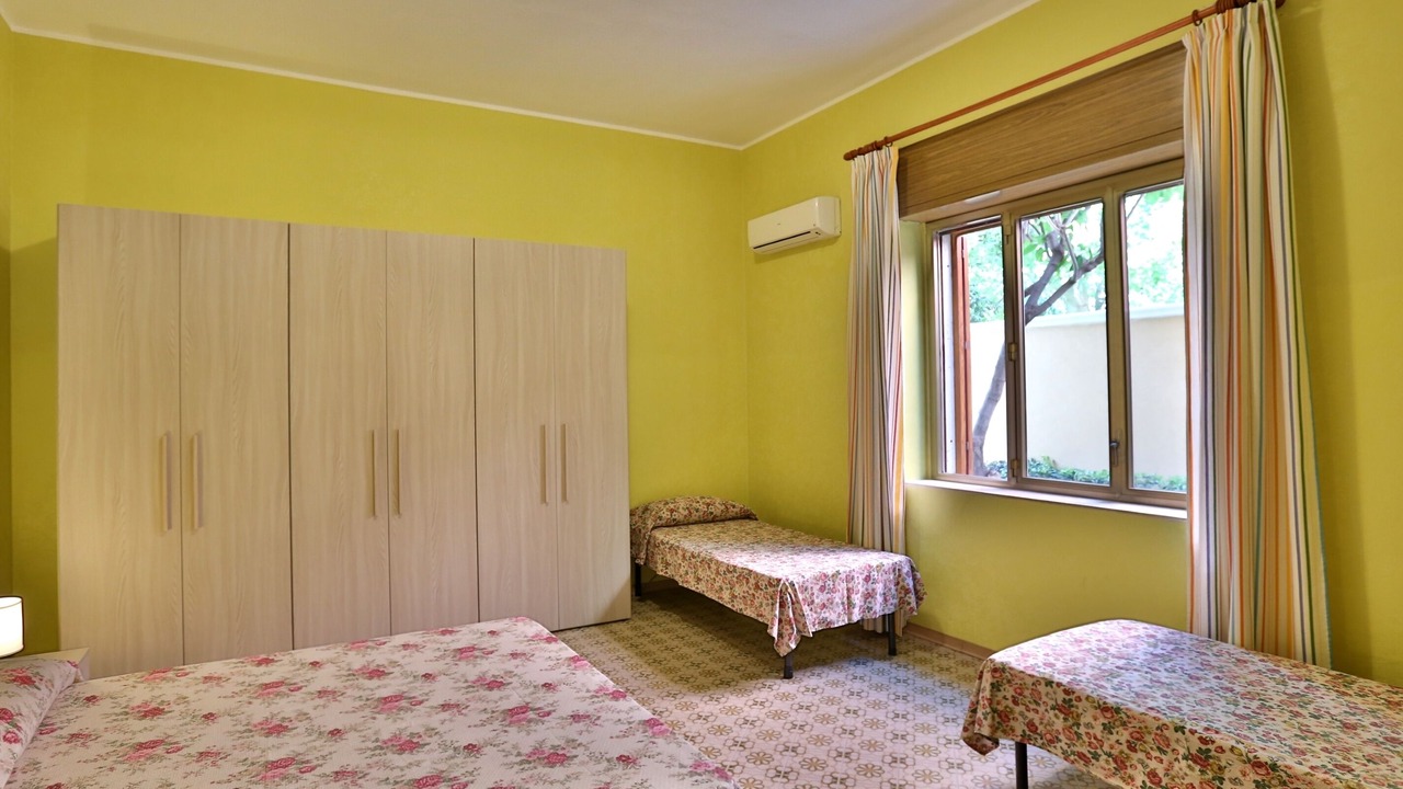 Photo of Bedroom in Avola