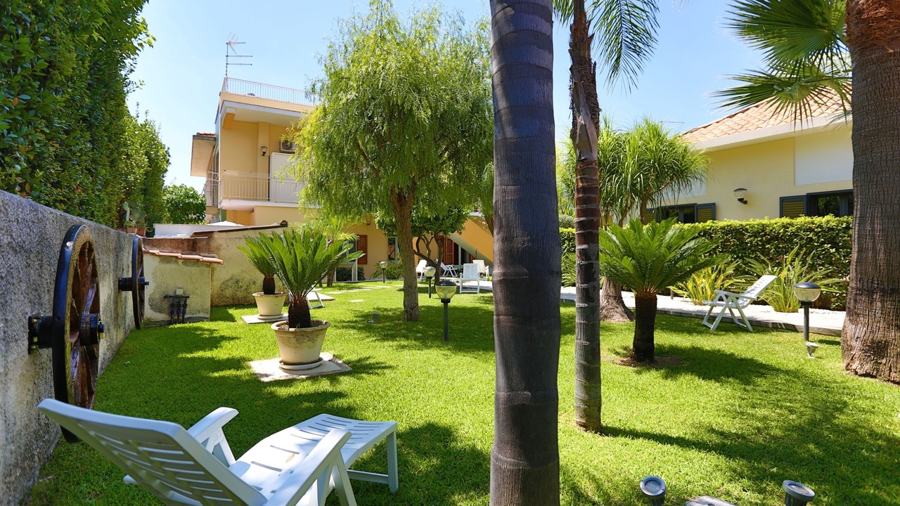 Photo of Outdoor in Avola