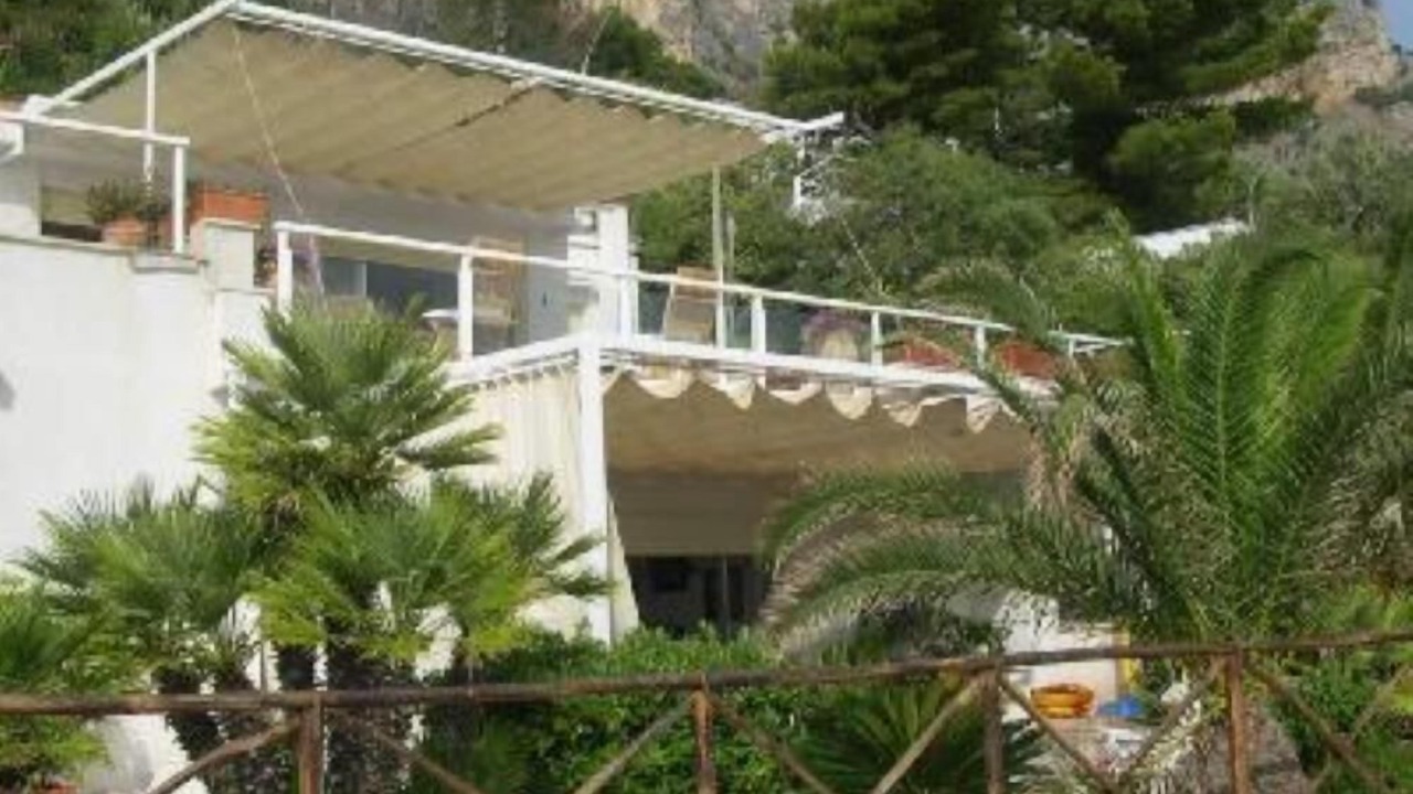 Photo of Others in Addaura