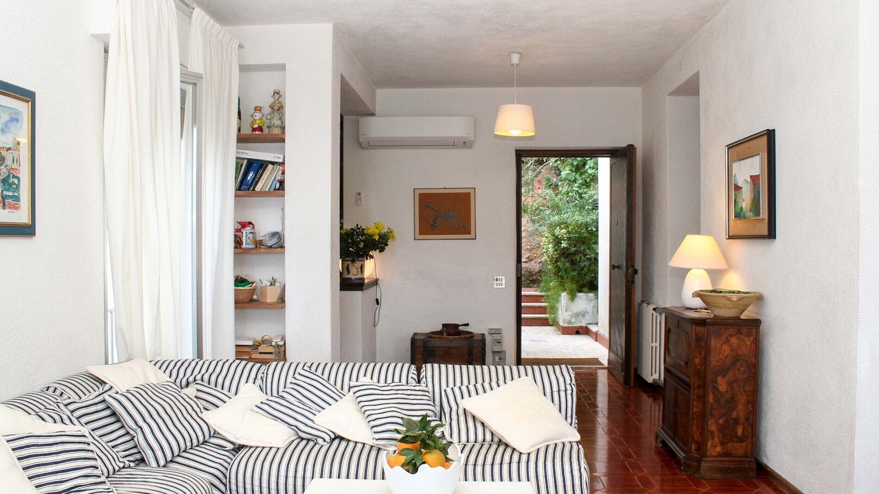 Photo of Livingroom in Addaura
