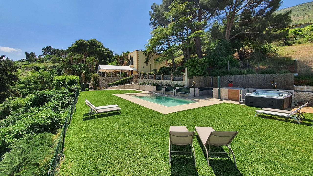 Photo of Outdoor in Alcamo
