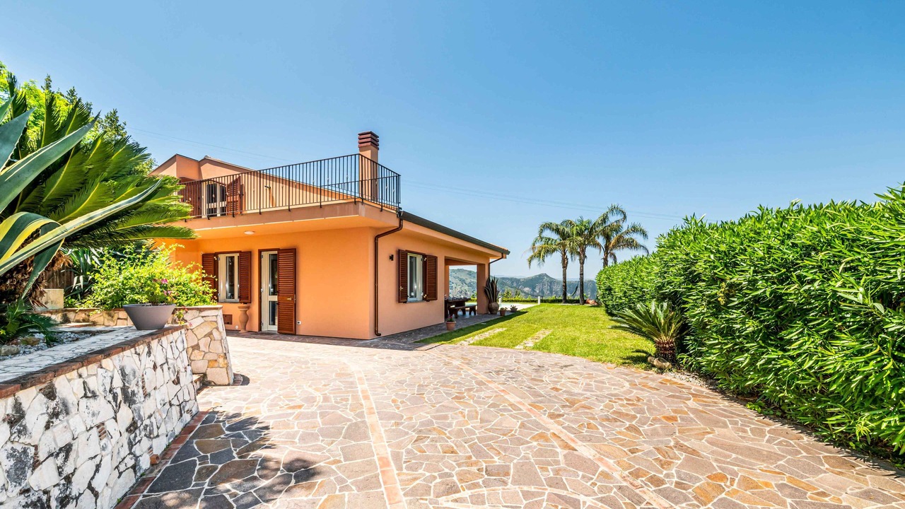 Photo of Outdoor in Castroreale