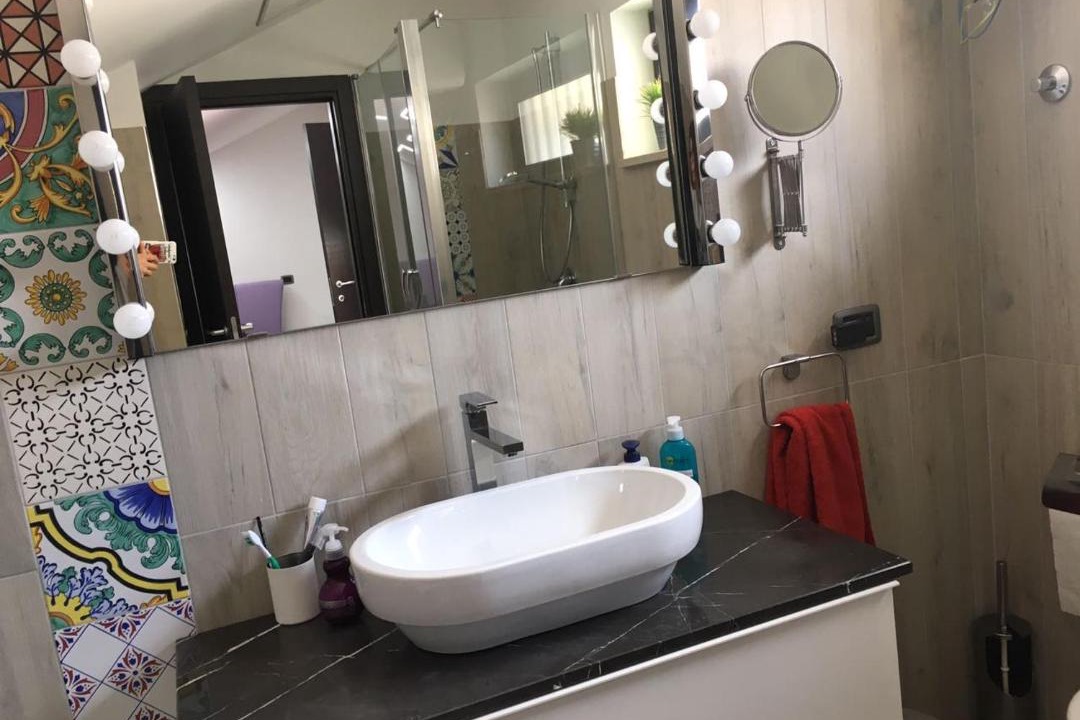 Photo of Bathroom in Avola