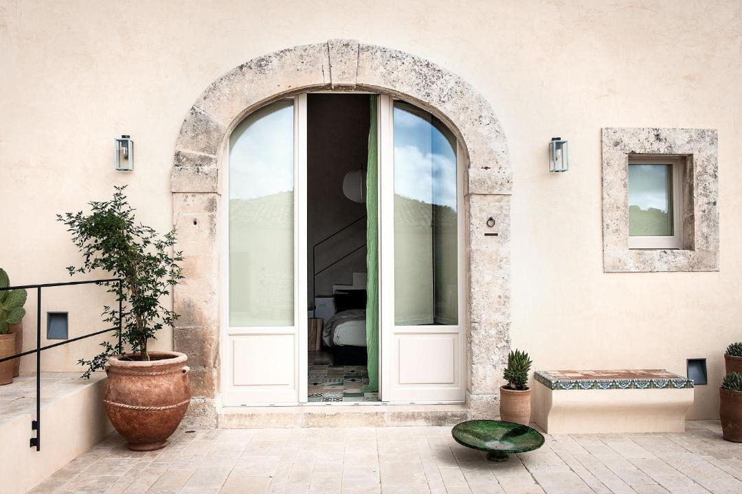 Photo of Others in Noto