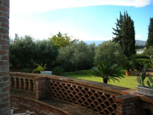 Photo of Patio Balcony in Chianchitta-Trappitello