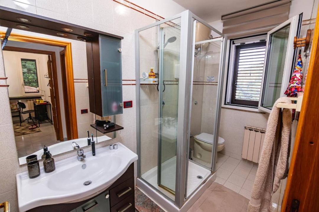 Photo of Bathroom in Santo Stefano di Camastra