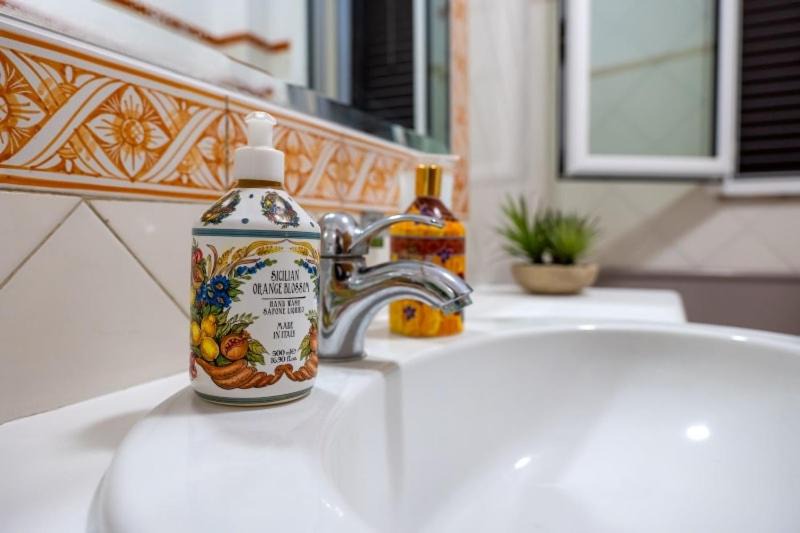Photo of Bathroom in Santo Stefano di Camastra
