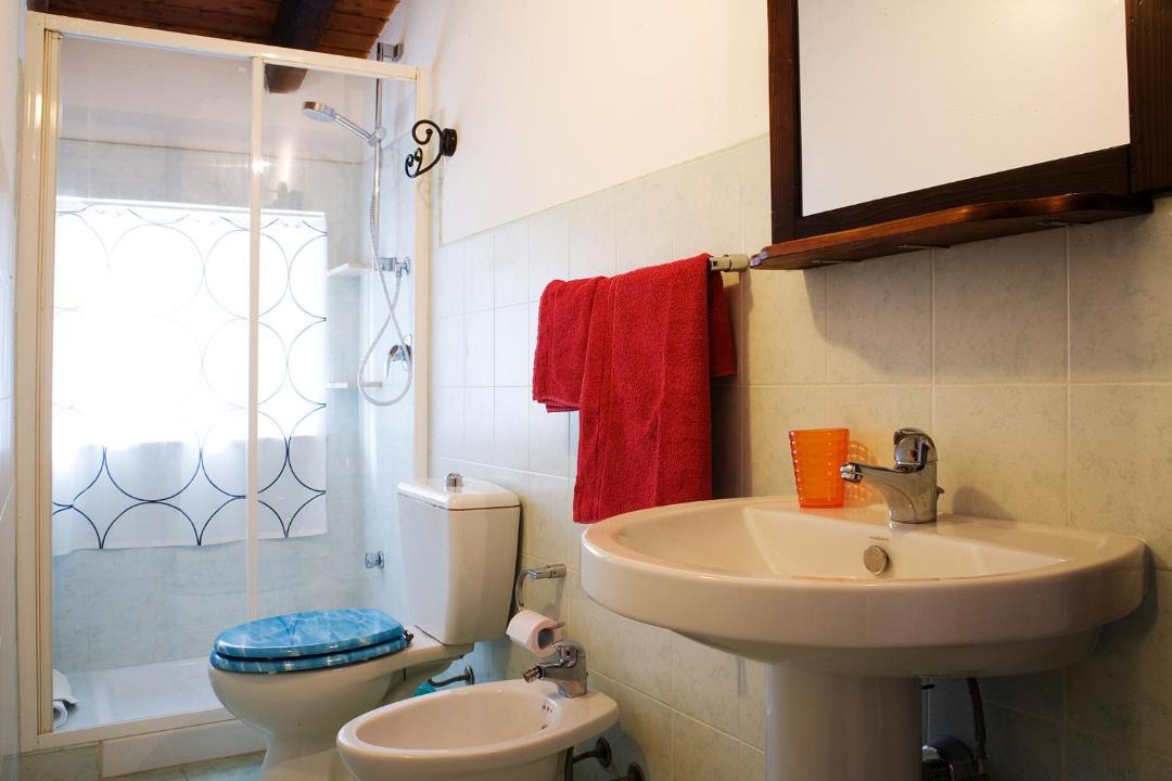 Photo of Bathroom in Ortigia
