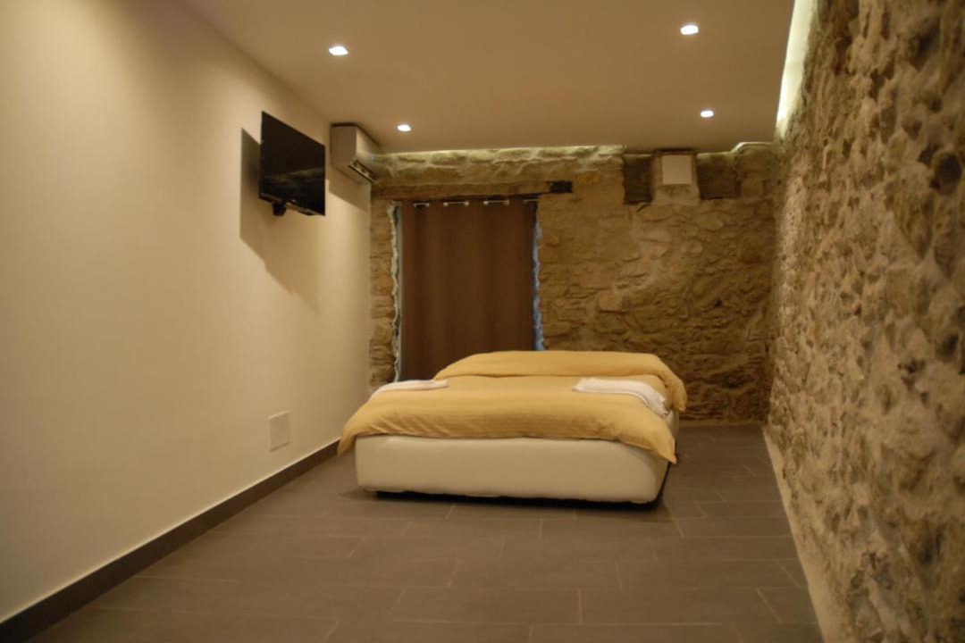Photo of Others in Montalbano Elicona
