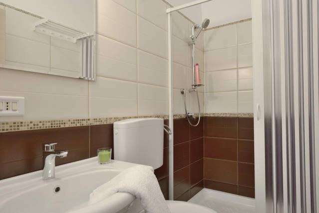 Photo of Bathroom in Naro