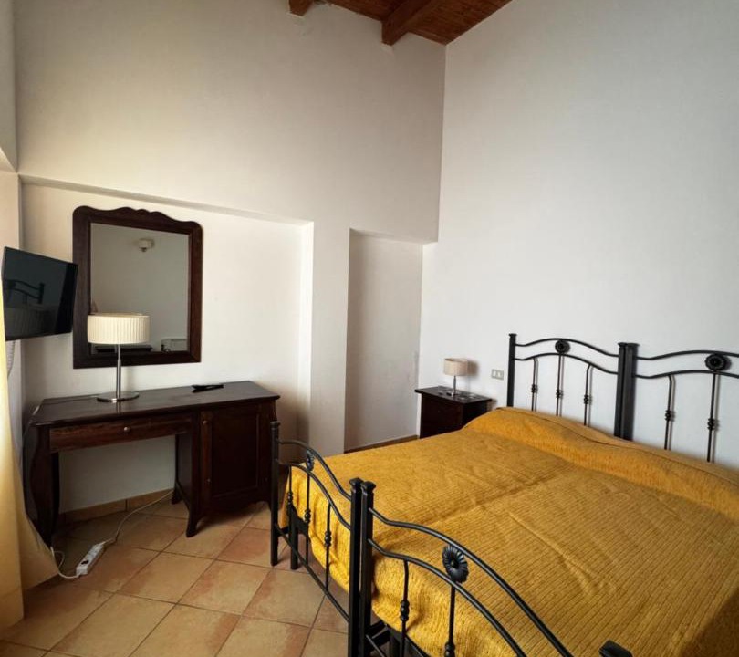 Photo of Bedroom in Perito