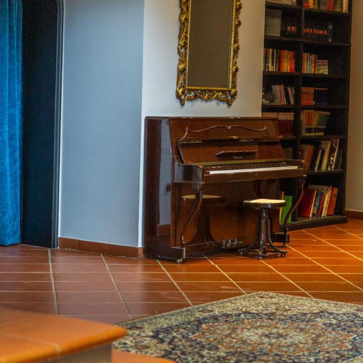 Photo of Livingroom in Naples