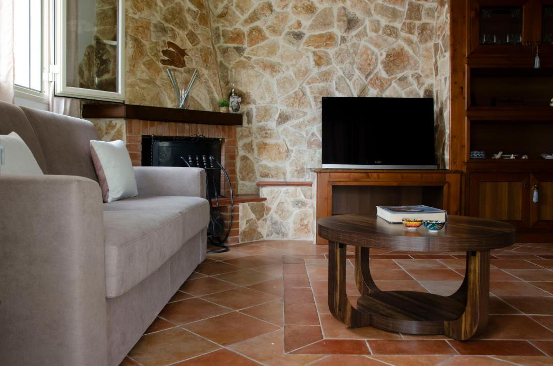 Photo of Livingroom in Santa Maria del Focallo