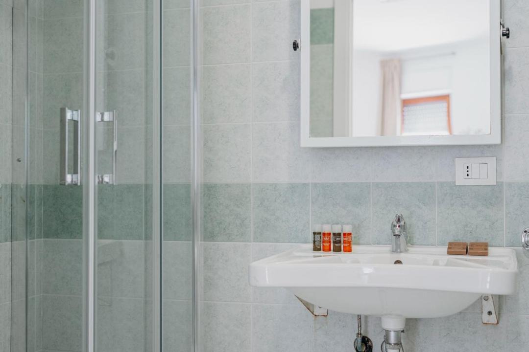 Photo of Bathroom in Tiche