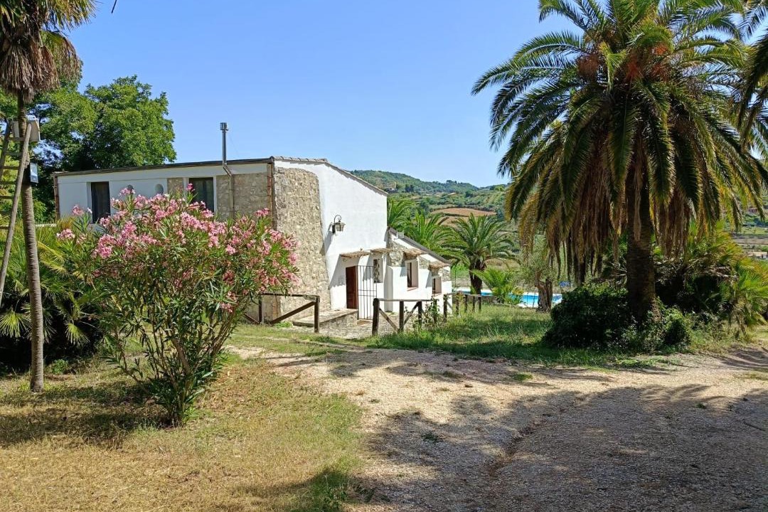 Photo of Others in Bisacquino