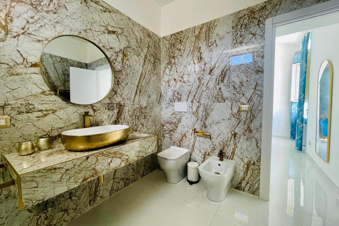 Photo of Bathroom in Francofonte