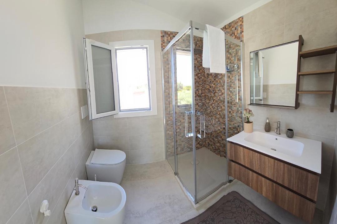 Photo of Bathroom in Avola