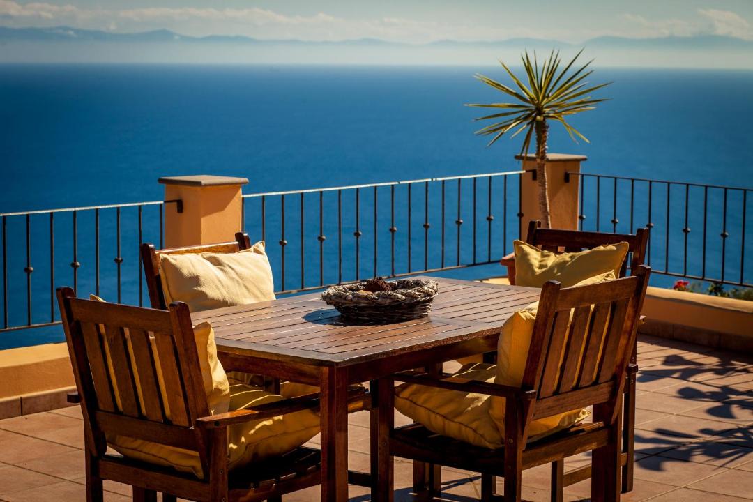 Photo of Patio Balcony in Leni