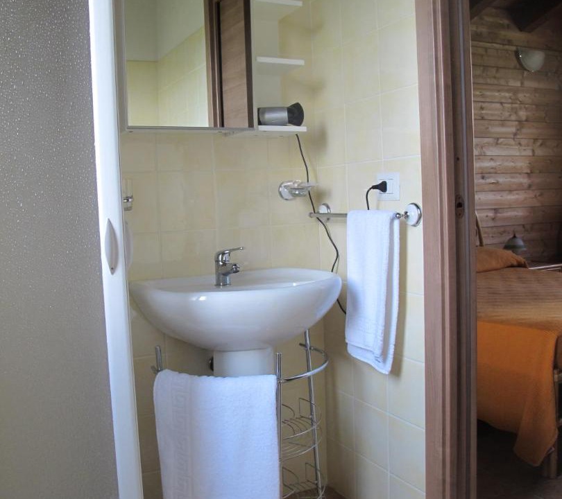 Photo of Bathroom in Caronia
