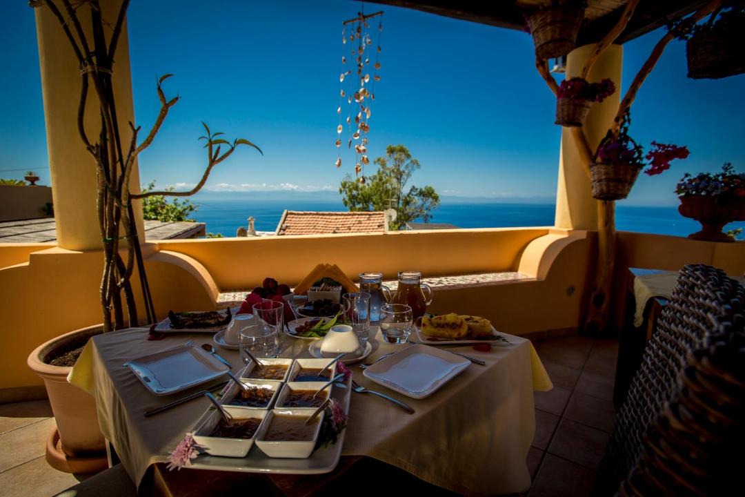 Photo of Patio Balcony in Leni