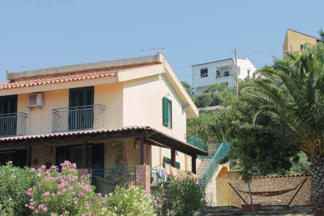 Photo of Others in Licata
