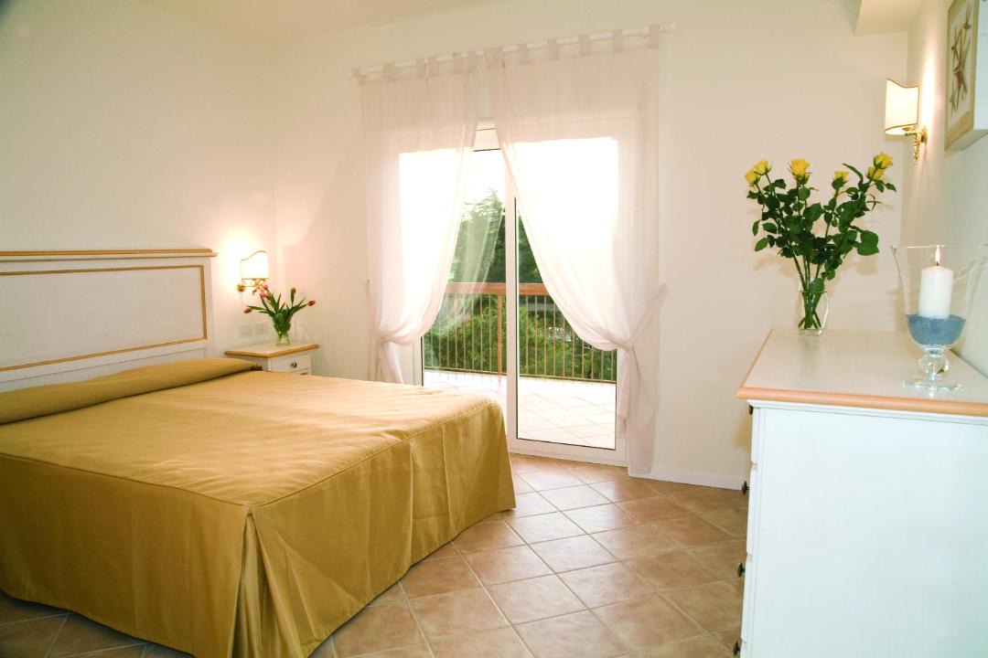 Photo of Others in Torre di Faro