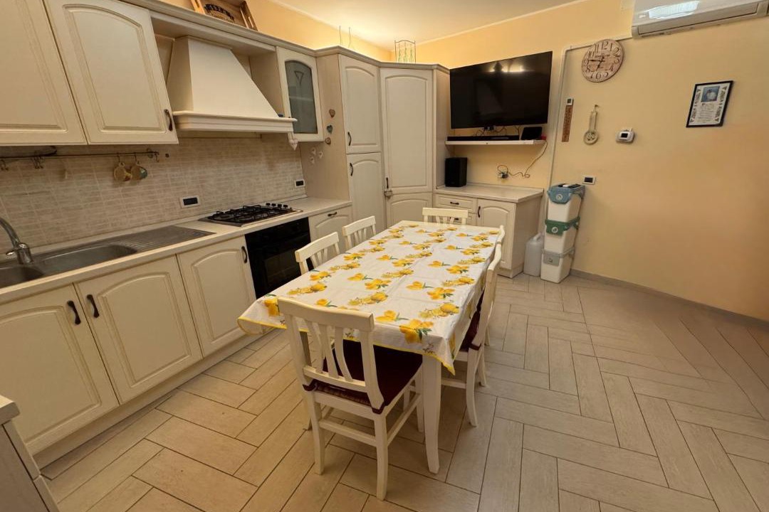 Photo of Kitchen in Paterno