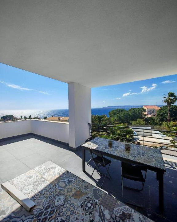 Photo of Patio Balcony in Plemmirio