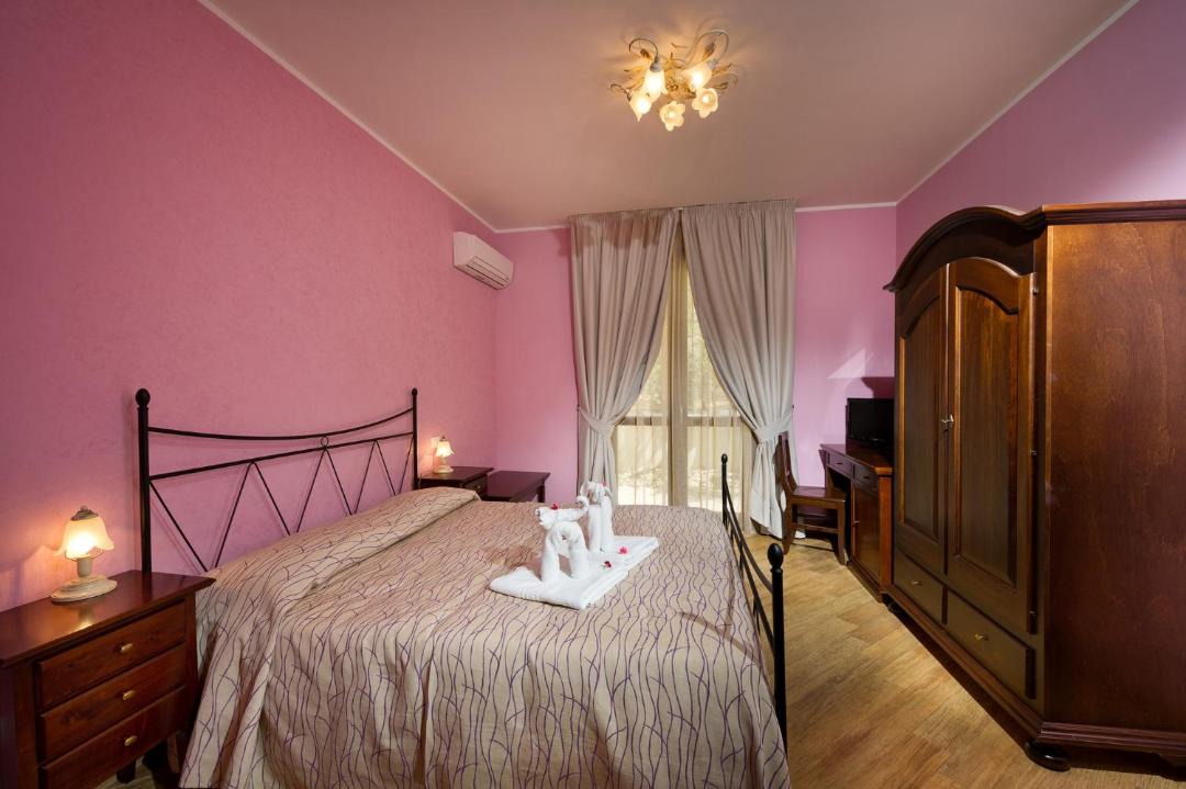 Photo of Bedroom in Castelluzzo