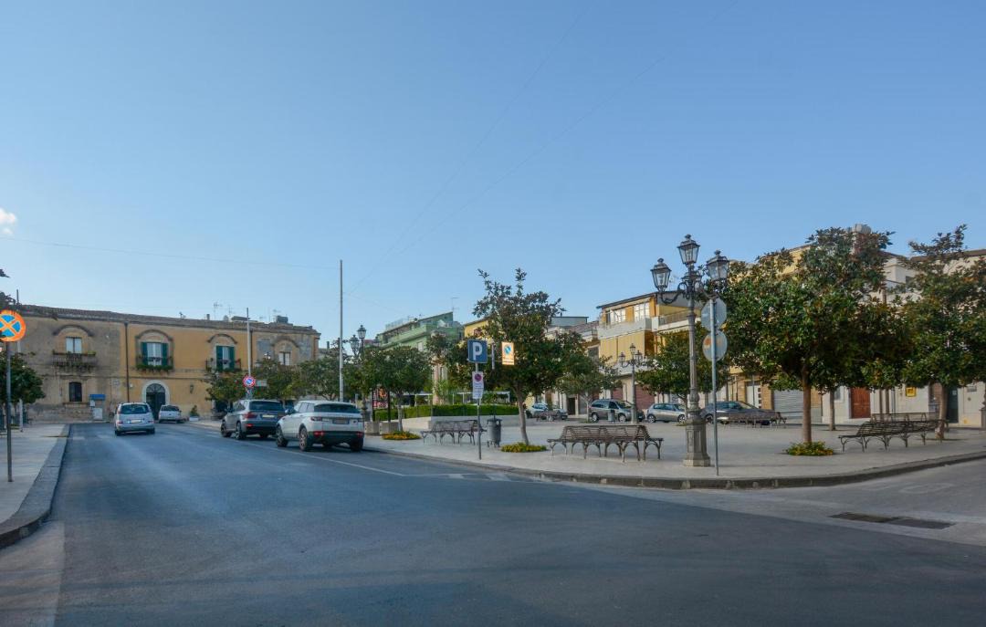 Photo of Buildings in Solarino