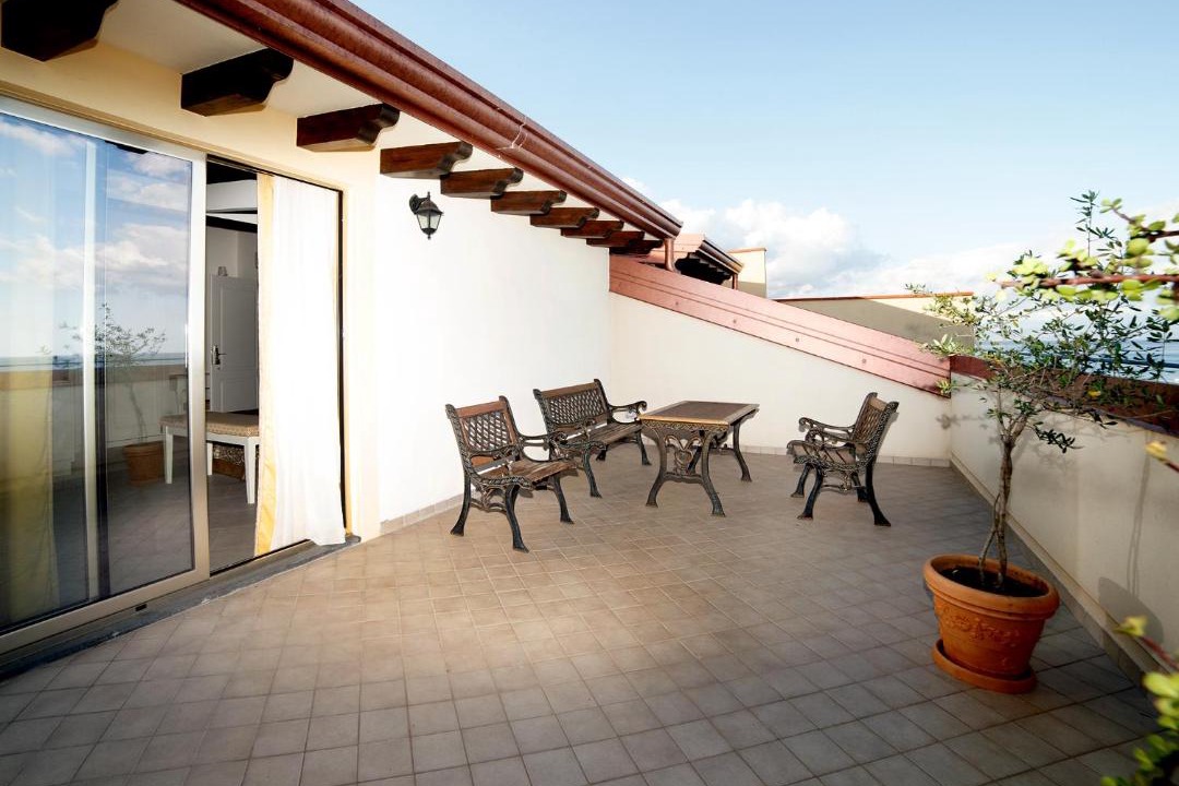 Photo of Patio Balcony in Santa Teresa di Riva