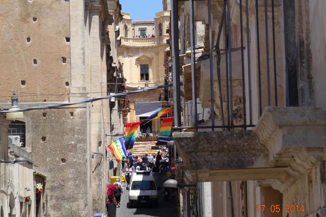 Photo of Others in Noto