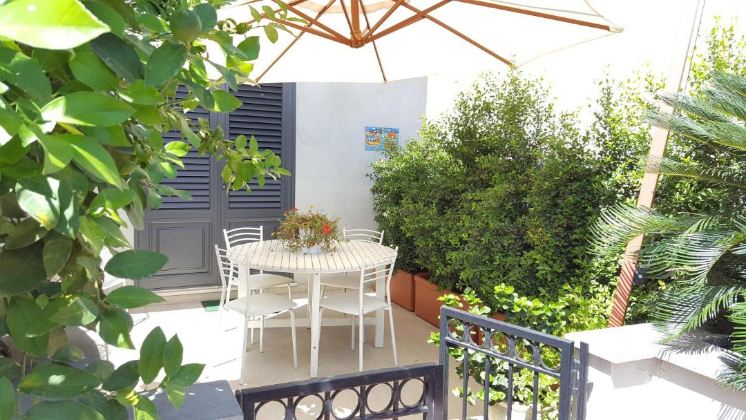Photo of Patio Balcony in Mazzaro