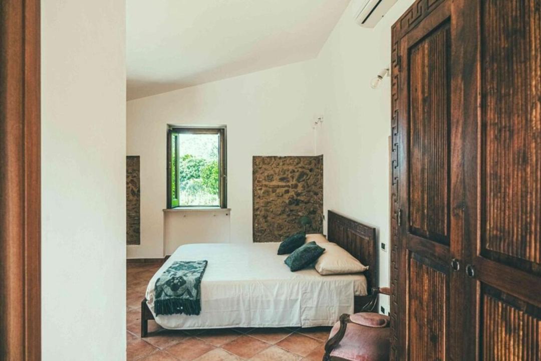 Photo of Bedroom in Naso