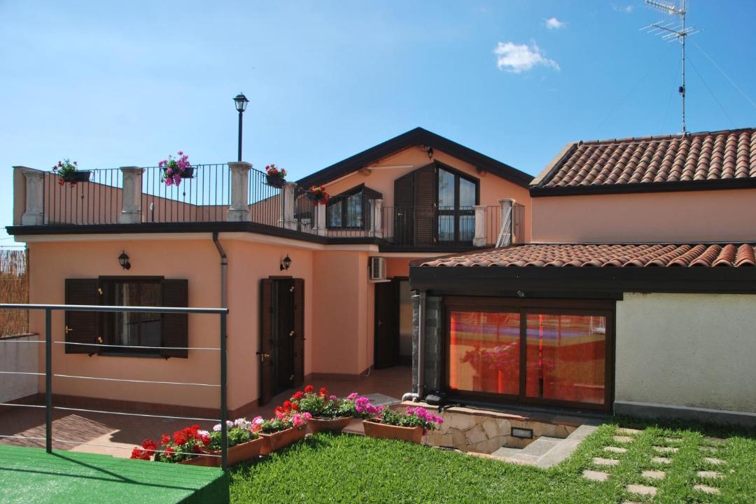 Photo of Buildings in Santa Venerina