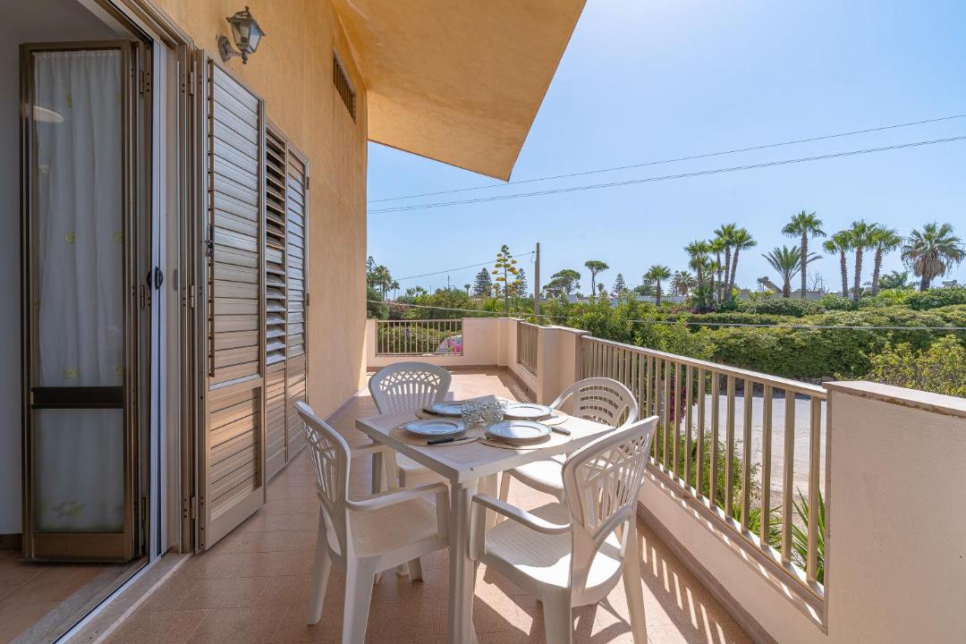 Photo of Patio Balcony in San Lorenzo