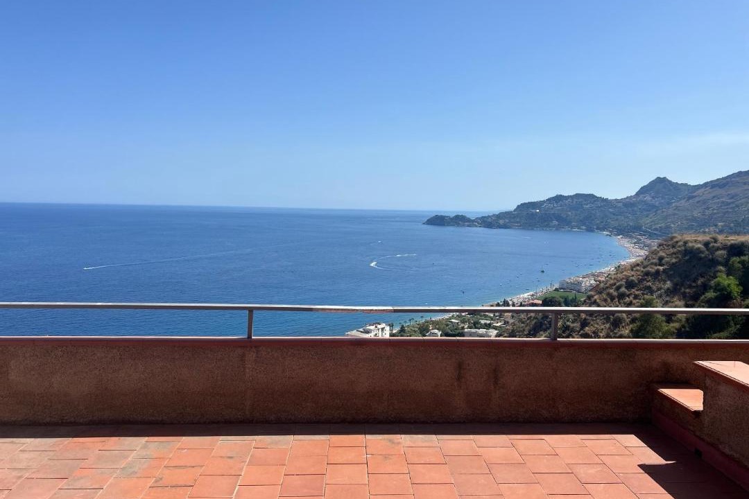 Photo of Patio Balcony in Letojanni