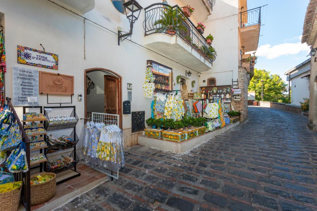 Photo of Others in Savoca