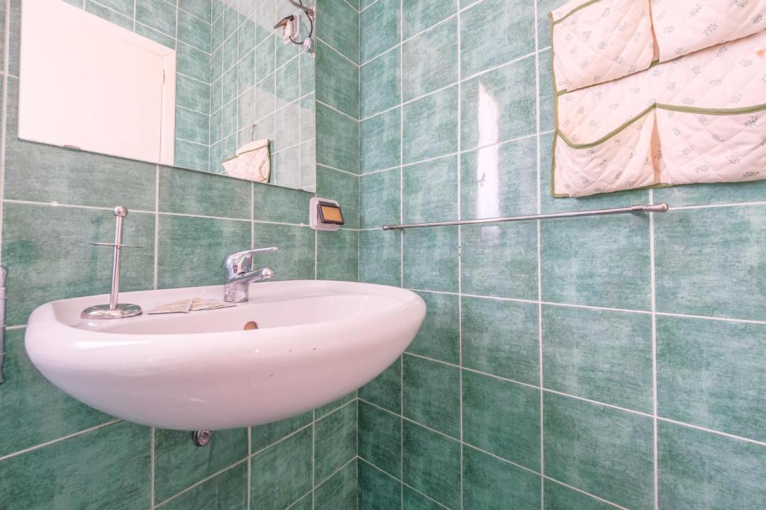 Photo of Bathroom in Vulcanello