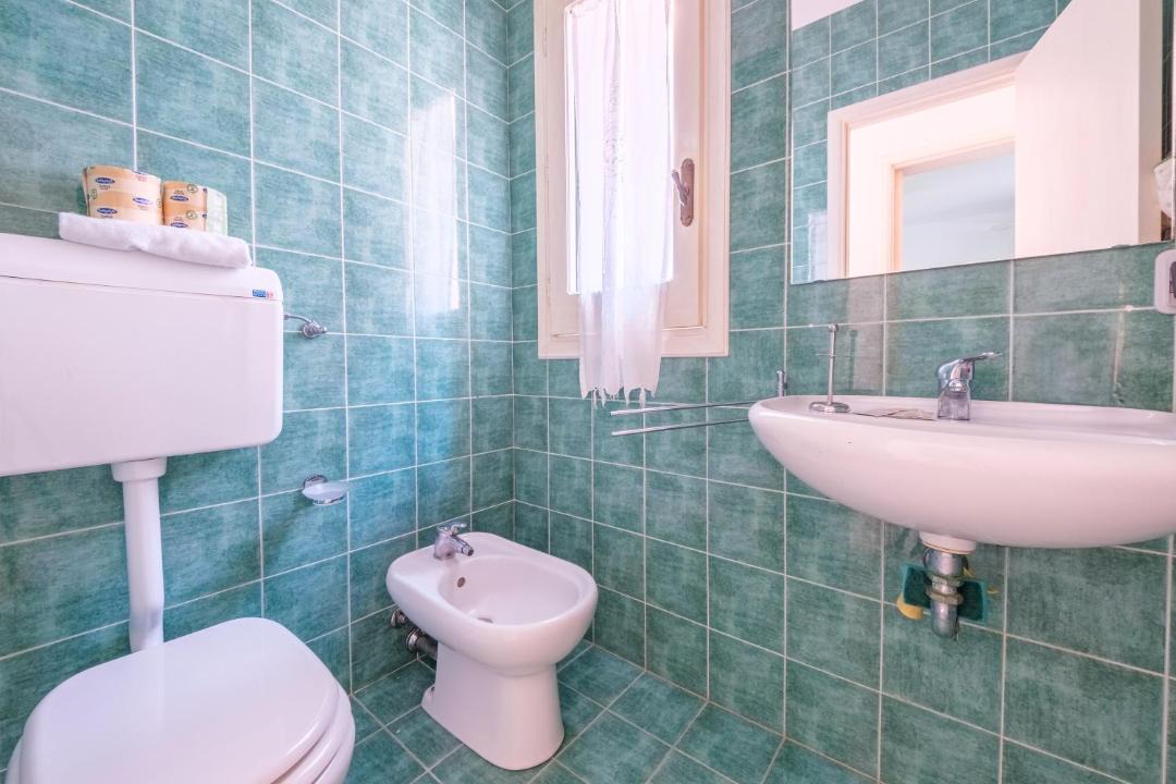 Photo of Bathroom in Vulcanello