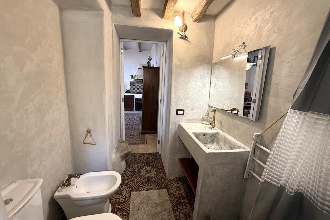 Photo of Bathroom in Malfa