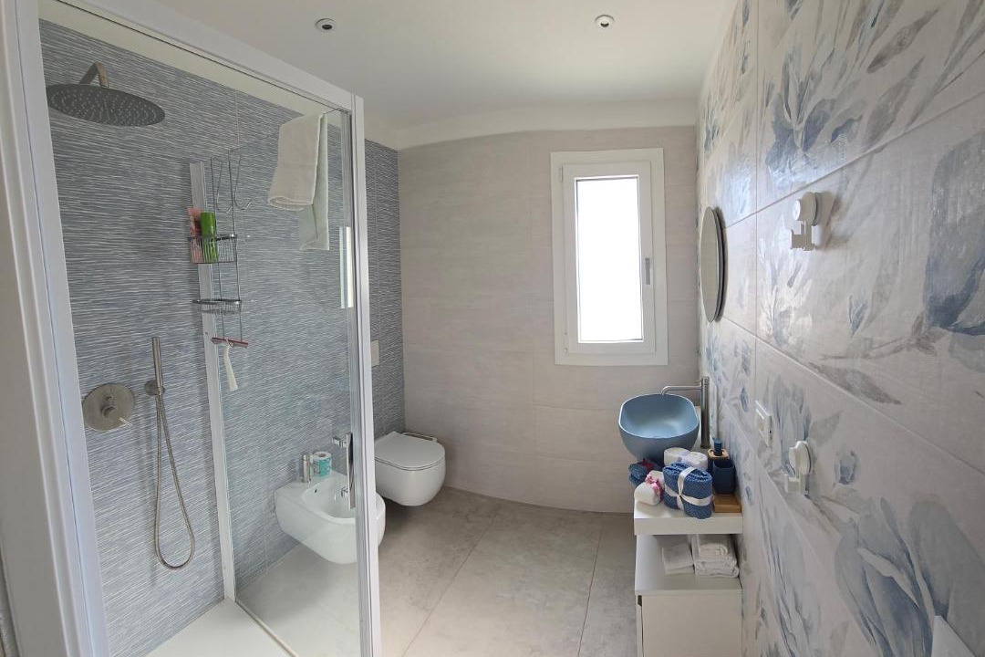 Photo of Bathroom in Avola