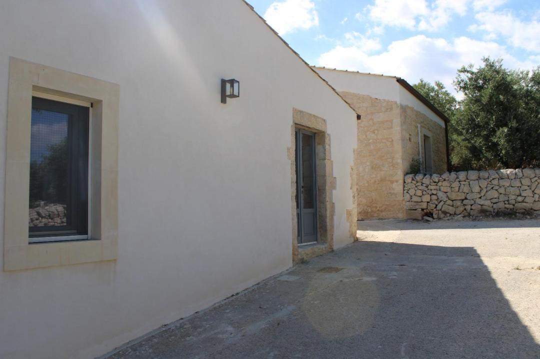 Photo of Others in Noto