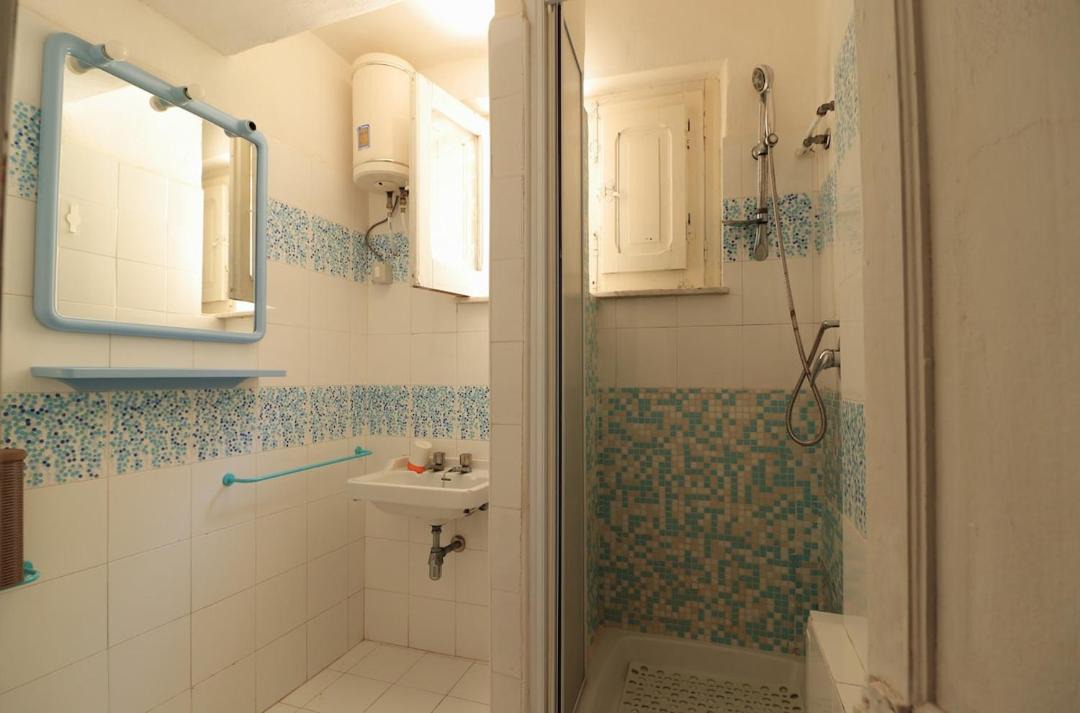 Photo of Bathroom in Aspra