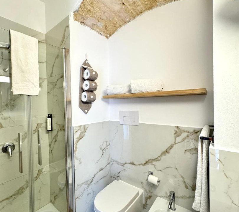 Photo of Bathroom in Kalsa